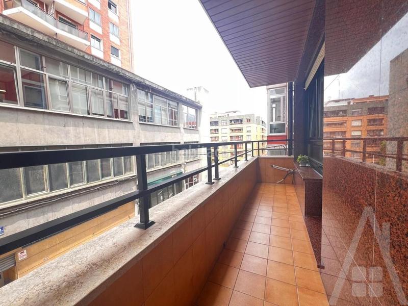 Foto 6b3f21fa-f810-4004-9714-0c3d6bfe2672. Piso fantástica vivienda en la plaza arizgoiti con terraza en Basauri