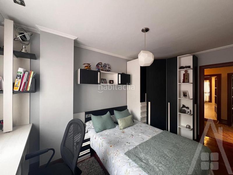 Foto 9380bf95-6ca1-4352-8a72-c1788210a3e8. Piso fantástica vivienda en la plaza arizgoiti con terraza en Basauri