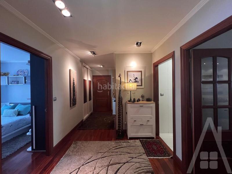 Foto d6bfdd12-3ca3-4aa7-a68f-0404d8a583db. Piso fantástica vivienda en la plaza arizgoiti con terraza en Basauri