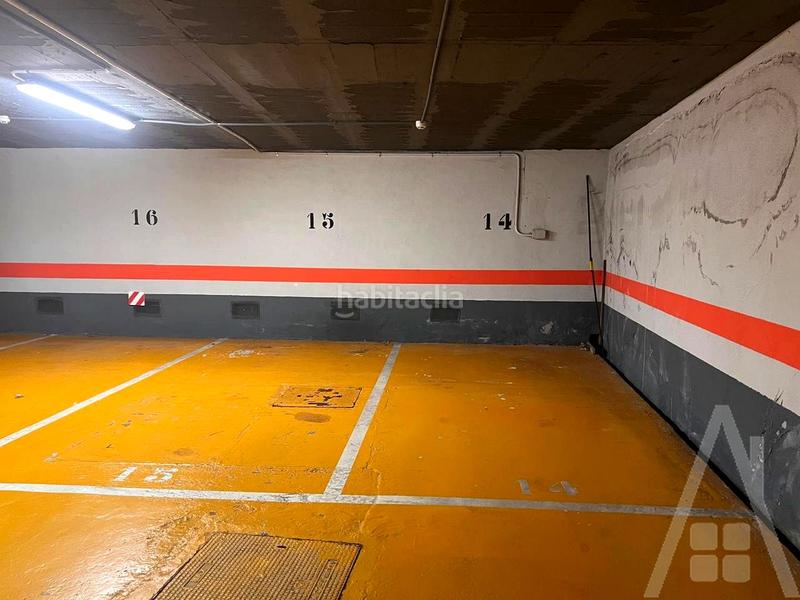 Foto 9e86d077-de01-4f5d-ab8f-48e1e9fb5932. Aparcament cotxe a Etxebarri, Anteiglesia de San Esteban