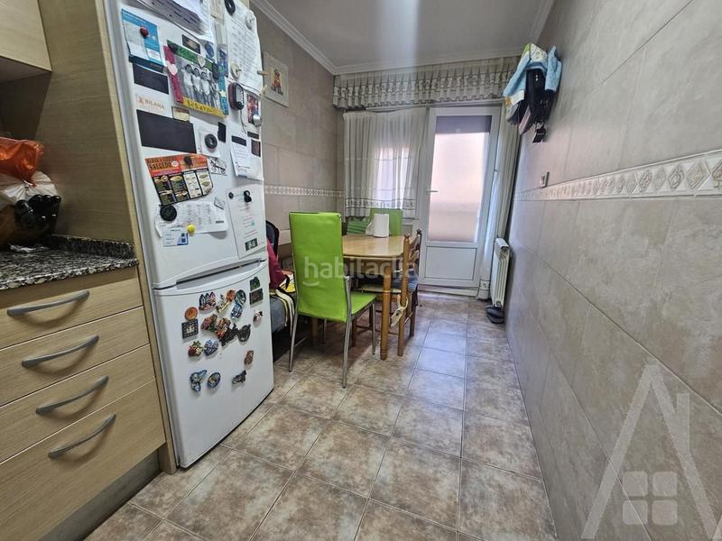 Foto c82fee2a-25b0-430b-945b-b7f27a3f1f23. Flat with heating in Arabella Bilbao