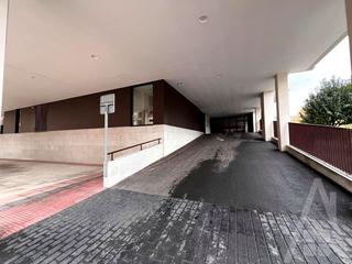 Miete Autoparkplatz  Fuenlabrada. Parcela de fácil maniobra para coche grande