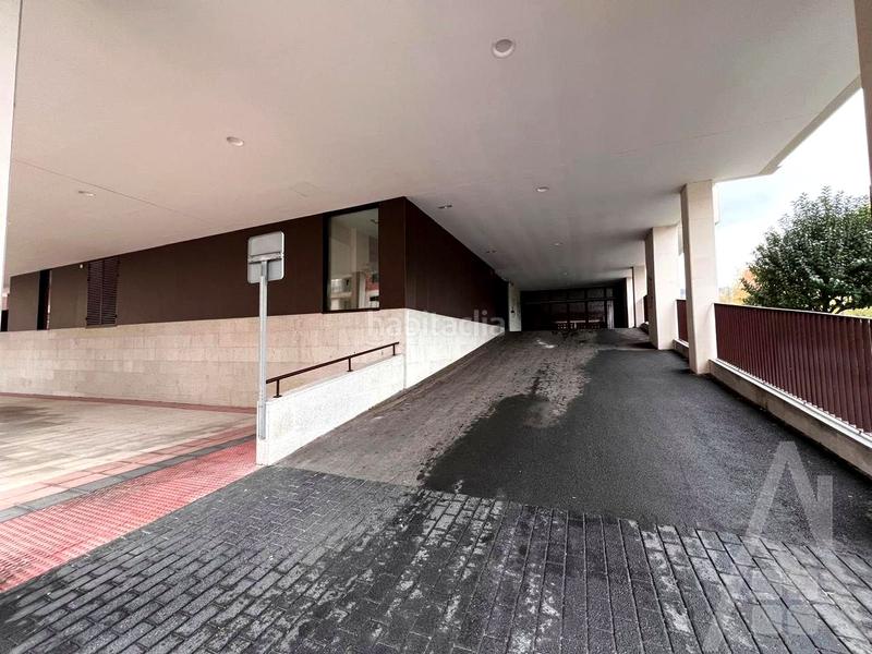 Foto 90631dd5-8308-416a-b62e-75de1ee8d905. Rent car parking in Etxebarri, Anteiglesia de San Esteban