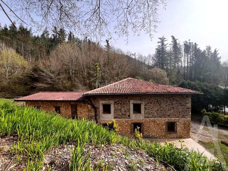 Foto 79f38976-86eb-4ec3-aa7f-122d0ca3c1d0. Casa amb calefacció a Munitibar - Arbatzegi Gerrikaitz