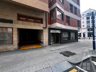 Car parking  Ametzola. Parcela para coche grande en el centro