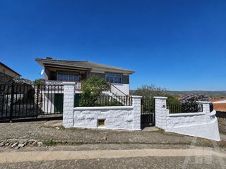 Casa  Angeles. Casa independiente terreno, txoko y maravillosas vistas!!!!