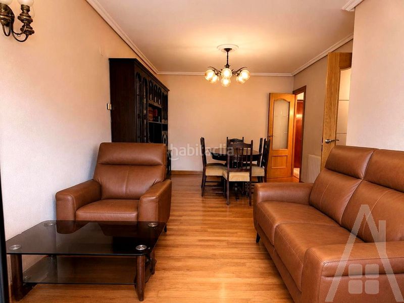 Foto 3b1f8c0b-91d3-49bc-b48d-e2a4f9512bda. Flat with heating parking in Otxarkoaga Bilbao