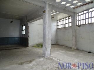 Locale commerciale in Zabala