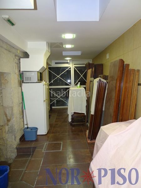 Foto f7b6757d-2880-4452-b76e-e3eb4c76ce81. Local comercial amb calefacció a San Fransisco Bilbao