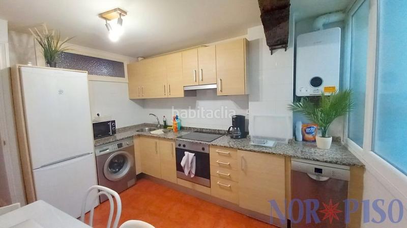 Foto bba4f6f6-e0b5-43c1-bce8-0c5b0c1d5357. Rent flat with heating in Casco Viejo Bilbao