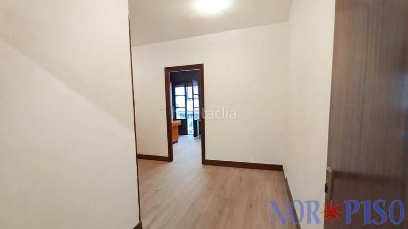 Foto 3b9c61dd-f18a-456a-9216-dd3f4e38159b. Oficina a Casco Viejo Bilbao