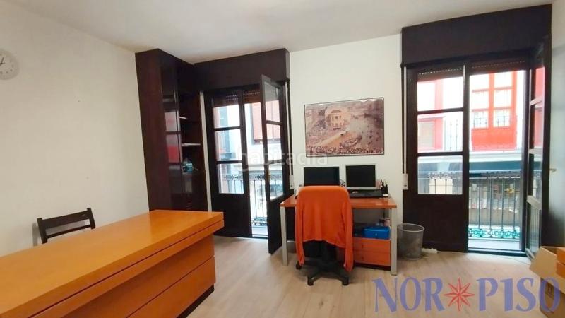 Foto 87650680-797c-4cca-80a6-81bd4ac2c24e. Oficina a Casco Viejo Bilbao