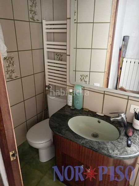 Foto 0c0909f5-b684-4be6-8cdf-44349e67b039. Piso  para reformar en el centro . en Alhóndiga Bilbao