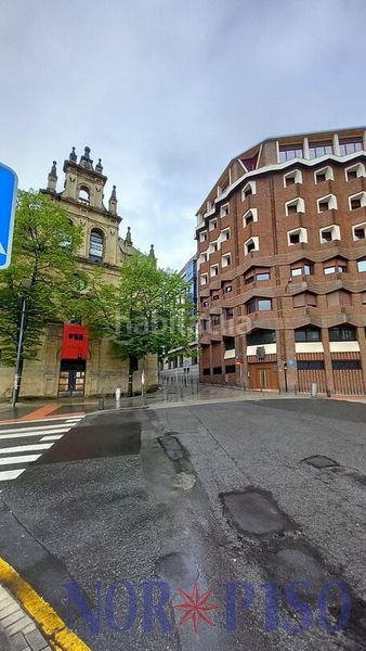 Foto 6b8ecfa0-ff76-453d-b360-f12f05eaf74c. Piso  120 metros en calle hernani, con ascensor. en Bilbao