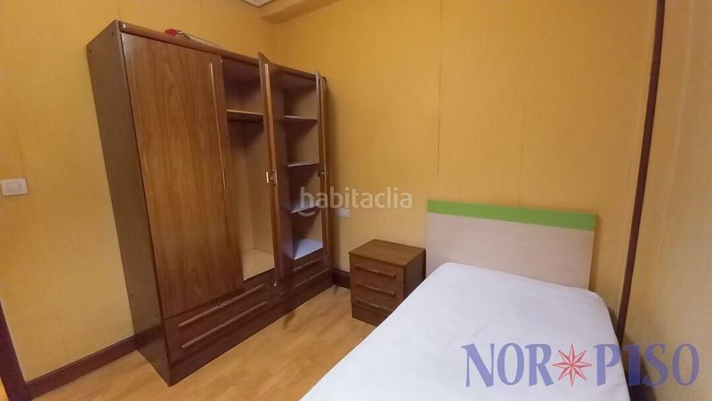 Foto c78bca09-6afc-47bc-b1e4-1d3acfc2ac57. Piso  120 metros en calle hernani, con ascensor. en Bilbao