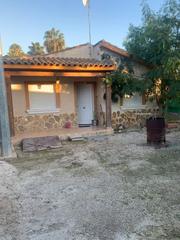 Maison à El Llano. Dos casas por una