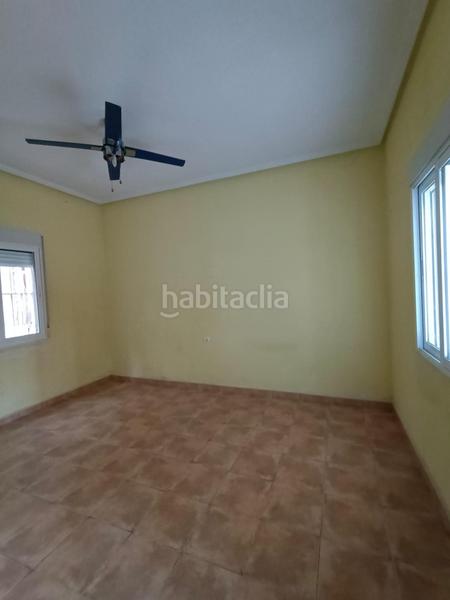 Foto b30de491-8a6d-4213-8573-7790abd9fdb9. Chalet with parking in Centro Molina de Segura