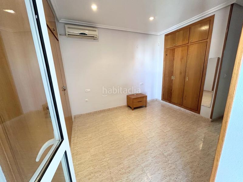 Foto ce054c62-9ef4-48e9-af18-8793c718efc1. Alquiler piso alquiler en El Carmen, piso con chimenea, muy amplio y luminoso !! en Murcia