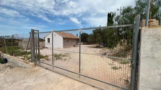 Mas à La Alcayna. Casa de campo con terreno en el romeral