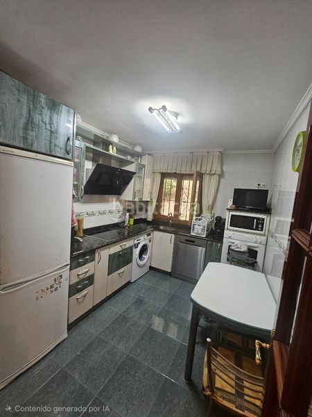 Foto f03a93de-e74f-4503-9596-f8b41bff848f. Piso en aperribai auzoa 39 en Galdakao