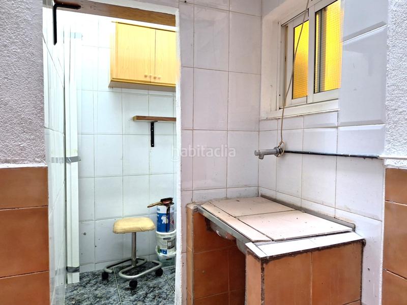 Foto 0701102d-1212-487a-9bb2-88f309f16b5c. Local commercial dans Artigues Badalona