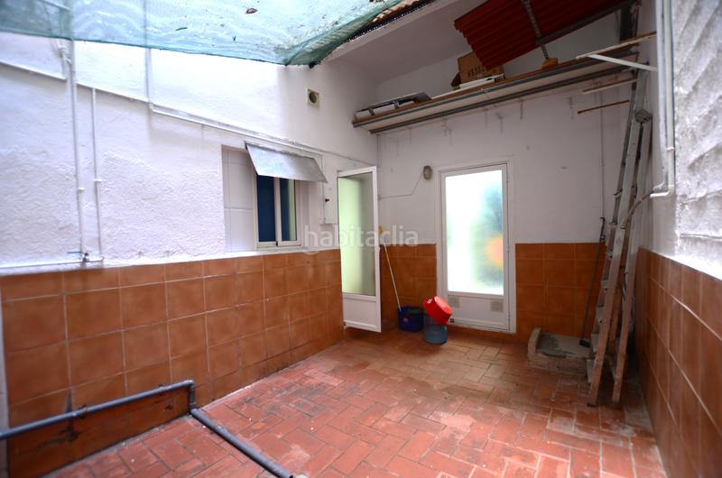 Foto 20445e5d-2164-49b3-871e-11a3deec3e18. Local commercial dans Artigues Badalona