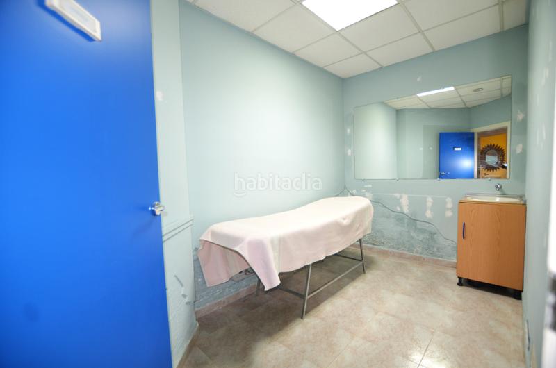 Foto 35bc85f1-963b-4438-b69e-c7214c47fbf9. Local commercial dans Artigues Badalona