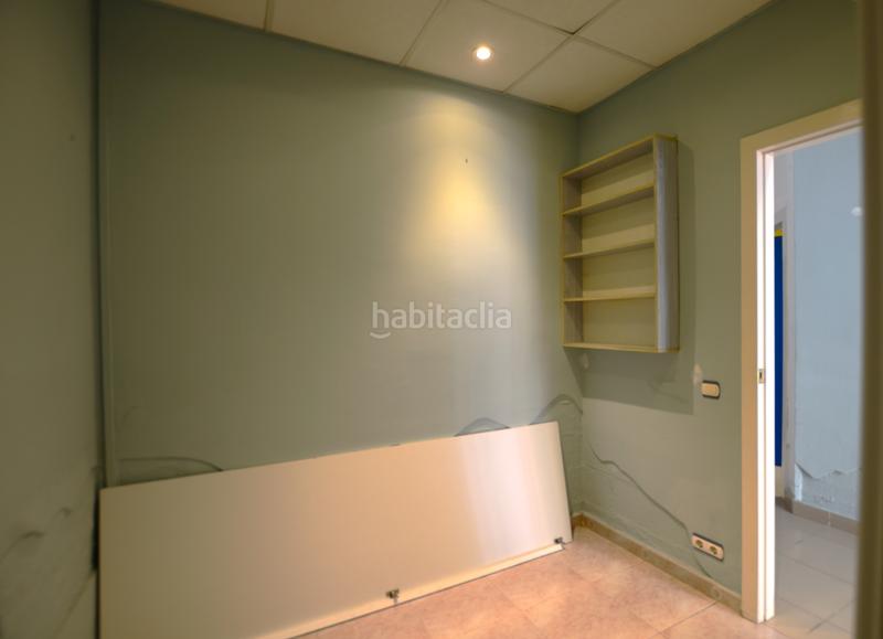 Foto 54c68064-1f63-4252-bff4-785fabfe06e3. Local commercial dans Artigues Badalona