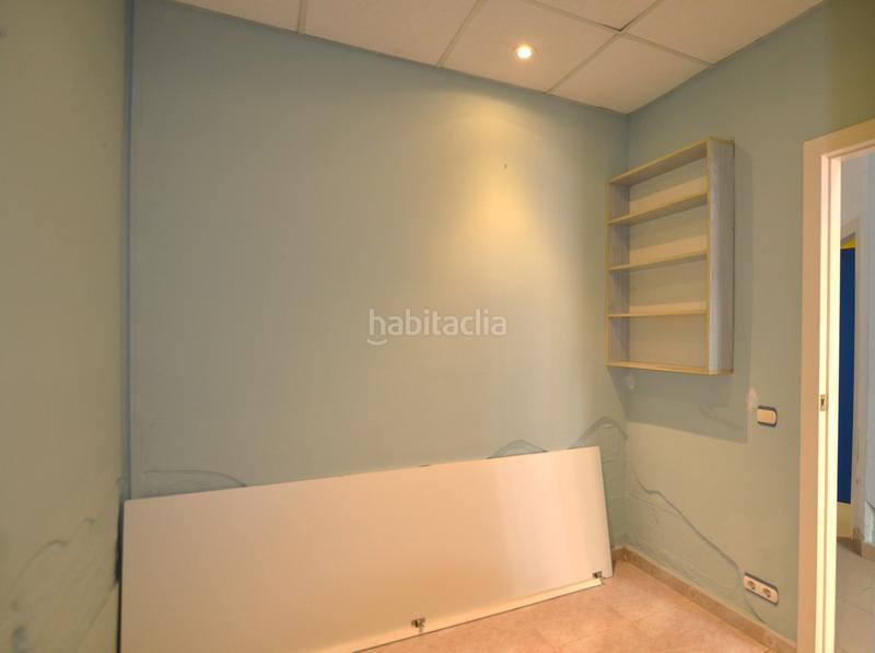 Foto 8d0f4179-5f58-4ae2-a5d3-5f43b56f52dd. Local commercial dans Artigues Badalona