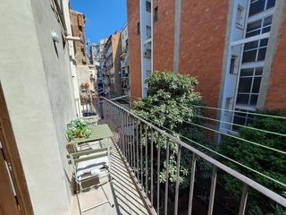 Etagenwohnung  Passatge de maiol. Cucada de piso reci�n reformado 2 h dobles en sagrada familia