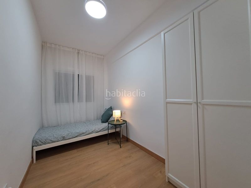 Foto df2ee341-24b9-4529-b192-2dfbb8a43ddc. Pis a Hostafrancs Barcelona