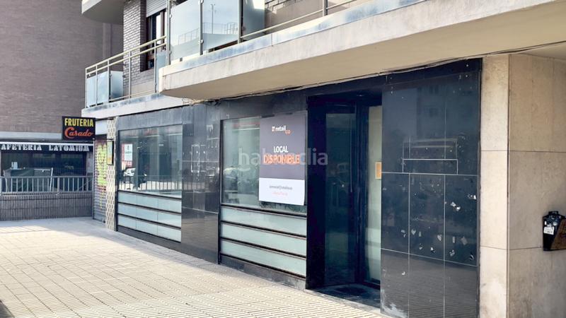 Foto 996a10d1-c16f-4f6b-9f51-0db20a433cf2. Alquiler local comercial en bajada de la calzada 254 en Santander
