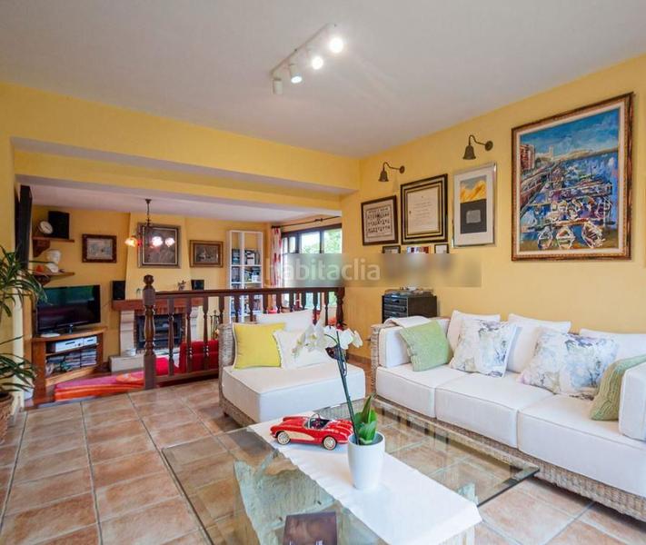 Foto f62ea84d-2613-465a-9659-98478fbc66b8. Chalet mit heizung parking pool in Boo Piélagos