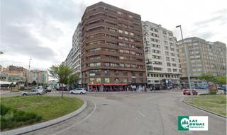 Pis  Calle atilano rodríguez. Zona estaciones: amplio piso de 3 dorm.