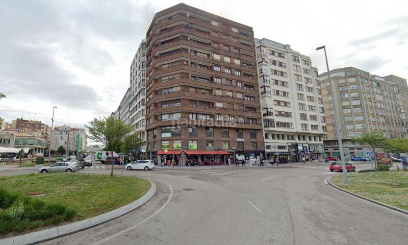 Foto 3b4562be-3313-4451-b044-90161853cb75. Piso zona estaciones: amplio piso de 3 dorm. en Castilla - Hermida Santander