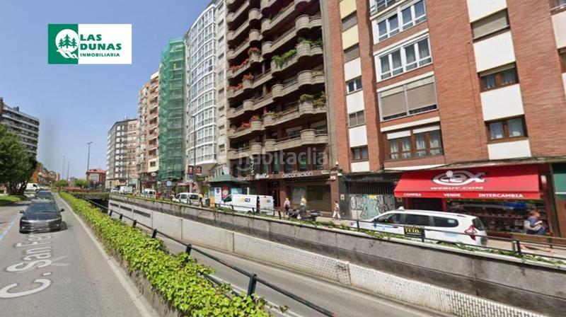 Foto 863a5180-007b-41c2-a732-93680265517c. Local commercial dans Cuatro Caminos Santander
