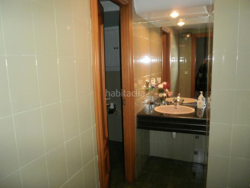 Foto 86405f44-4309-4d44-bb36-4e854e443d3f. Local commercial dans Cuatro Caminos Santander