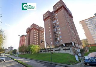 Pis  Calle josé maría de cossío. C. jº maría de cossio: piso del banco. 3 dorm. garaje.