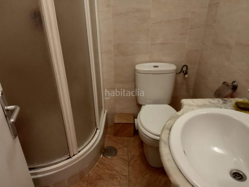 Foto 00dd2146-1767-4ea8-9be3-43cff7865093. Piso próximo estaciones. amplio piso de 4 dorm. y 2 baños. en Santander