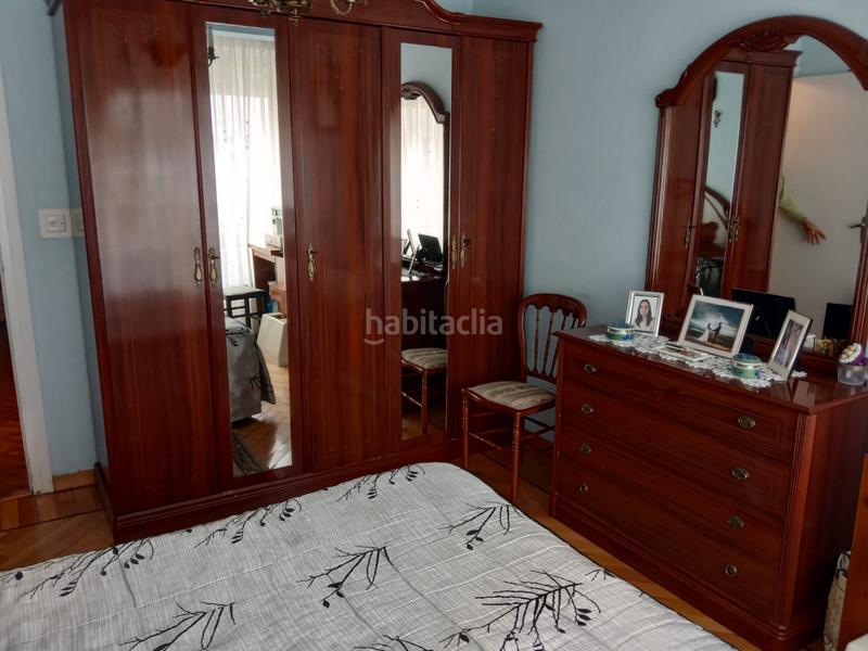 Foto 3b82f31e-7dbb-4a50-8f18-31186a5504a9. Piso próximo estaciones. amplio piso de 4 dorm. y 2 baños. en Santander