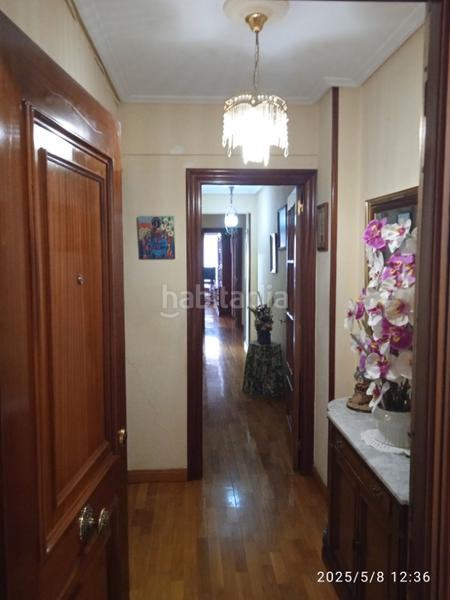 Foto 47b9b0bc-ba9c-4f64-ac7f-c8a739ba2a69. Piso próximo estaciones. amplio piso de 4 dorm. y 2 baños. en Santander