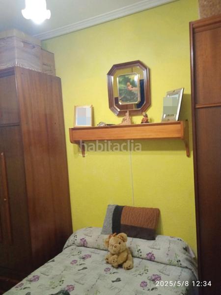 Foto 48a4244b-b05c-4d08-9bc2-4f448548e6eb. Piso próximo estaciones. amplio piso de 4 dorm. y 2 baños. en Santander