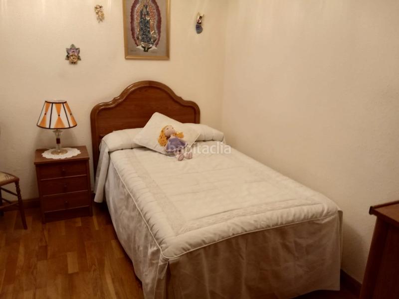 Foto ac941548-f0a5-41b8-88fb-53f6e6cc5371. Piso próximo estaciones. amplio piso de 4 dorm. y 2 baños. en Santander