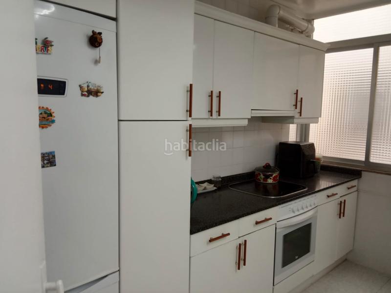 Foto dfde3b2a-4d17-4b52-9c54-8619c7930e52. Piso próximo estaciones. amplio piso de 4 dorm. y 2 baños. en Santander