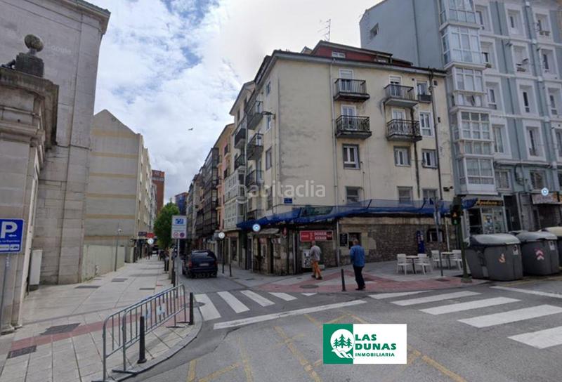 Foto 2ea7a0c5-5a1e-4098-8cd9-97b24b4405a2. Pis a Centro - Ayuntamiento Santander