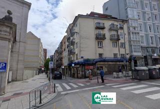 Appartamento  Calle cervantes. C/ cervantes: directo del banco. piso de 4 dorm para reformar.