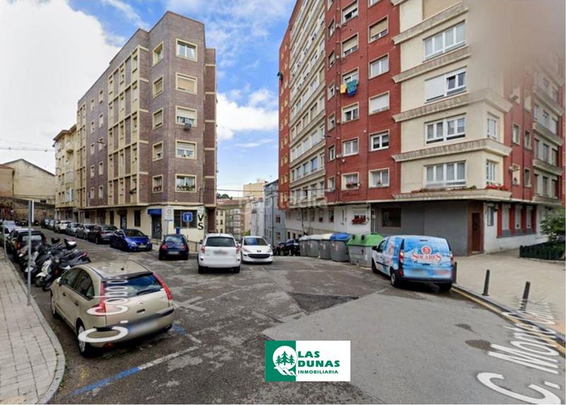 Foto a599a1e3-cad3-4cf7-8ea7-6bf11b70fb15. Piso c/ cobo de la torre: amplio piso de 3 dorm. ascensor. en Santander