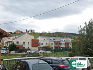 Pis  Barrio el puente. Orua: bajo con jardn de 2 dorm.