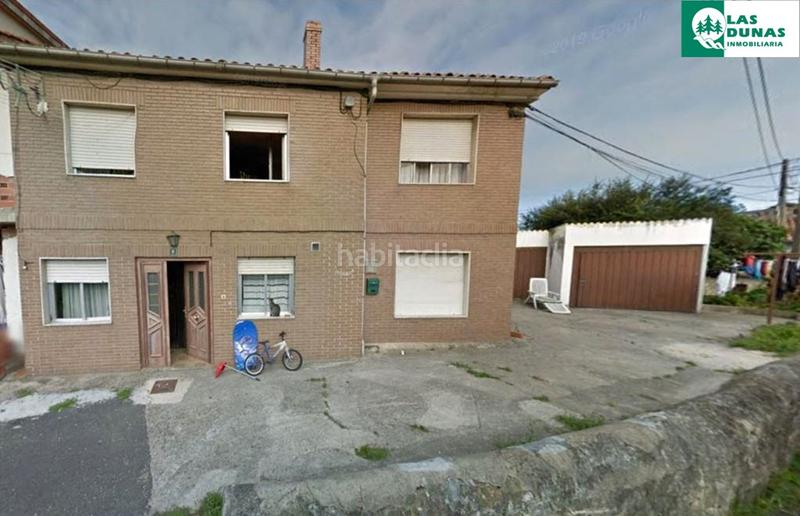 Foto 40231316-4029-4eba-9c2e-d6387410e535. Reihenhaus mit parking in Suances