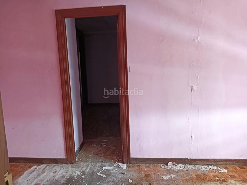 Foto a460c182-7b67-410b-8ee4-0e049aa4510f. Reihenhaus mit parking in Suances